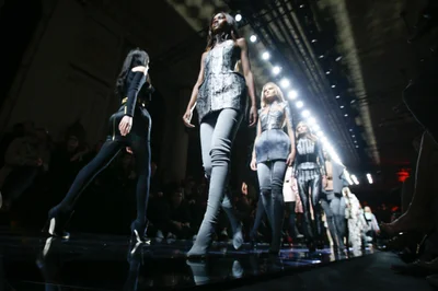 Look 38